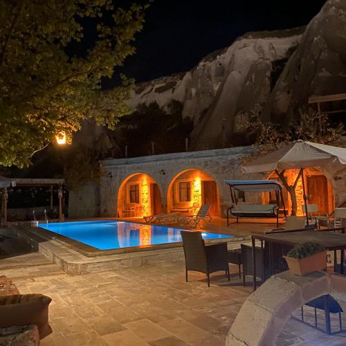 Nirvana Cave