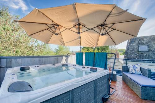Jacuzzi et Vue sur Loire - Maison d'hôtes L'Odyssée