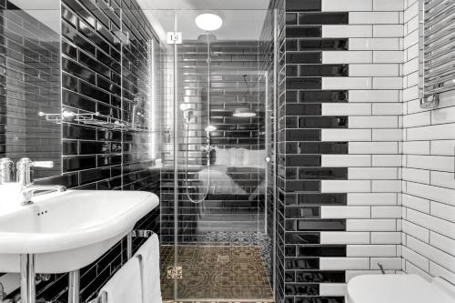 Oddsson Downtown Hotel