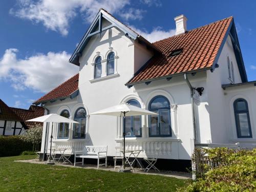 Troense Bed And Breakfast By The Sea