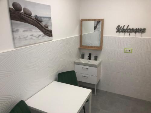 Levél 1 3 - közös fürdőszoba shared bathroom