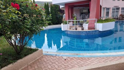 Luxurious Studios Nani