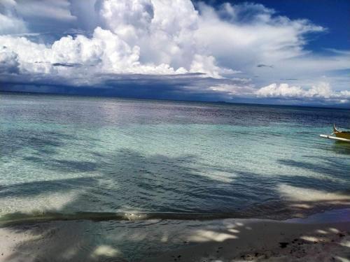 Beachfront Guesthouse Siquijor