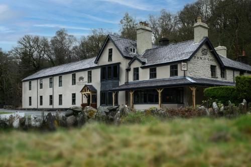 Tyn Y Coed