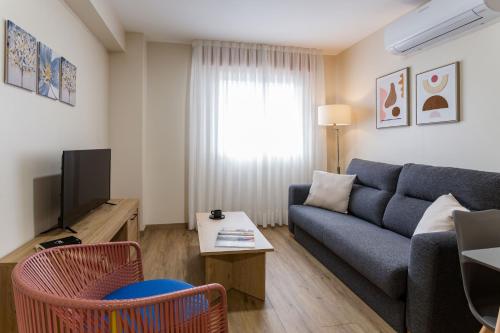 Vigo Bay Apartments by Olala Homes