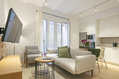 Ola Living Diagonal Apartments