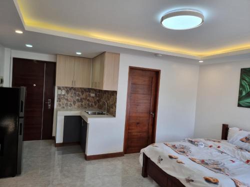 C Mary's Staycation in Tanza Cavite Condo Type with balcony good for 2 person