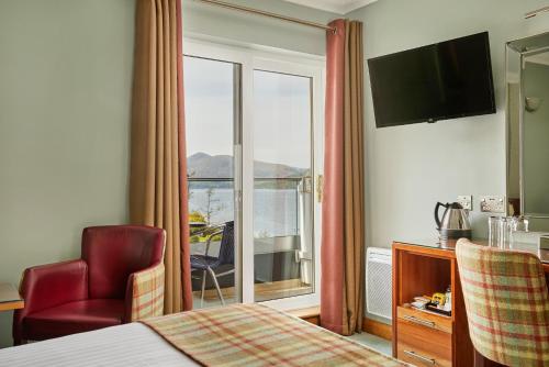 Clan Macduff Hotel