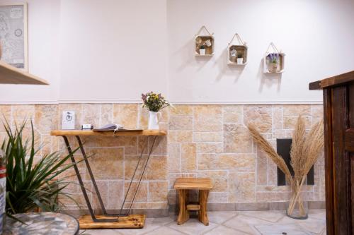 Onar Syros-Rustic Rooms