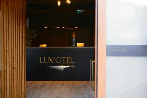 Lux'Otel City Lodge