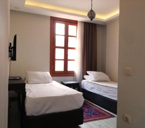 Woo Town Suites