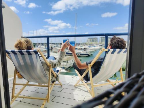 Tiny float home Brighton