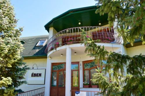 Éden Apartman Hotel