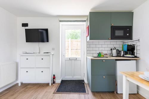 Salisbury Garden Apartment