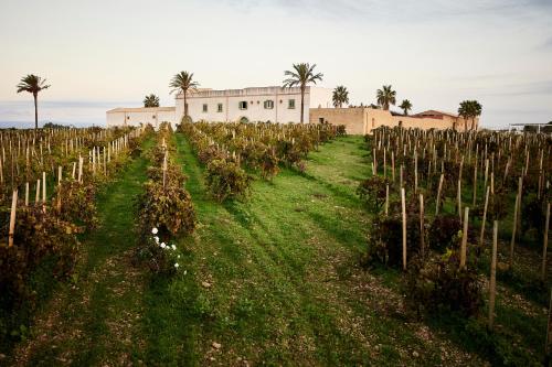 Baglio Donna Franca Wine Resort & Farm Estate