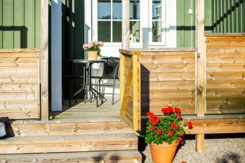 Vare 4 vandrarhem AB