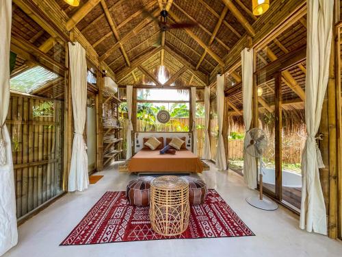 The Bamboo Houses - Tropical Garden & Empty Beach