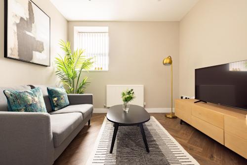 Plymouth By Charles Hope