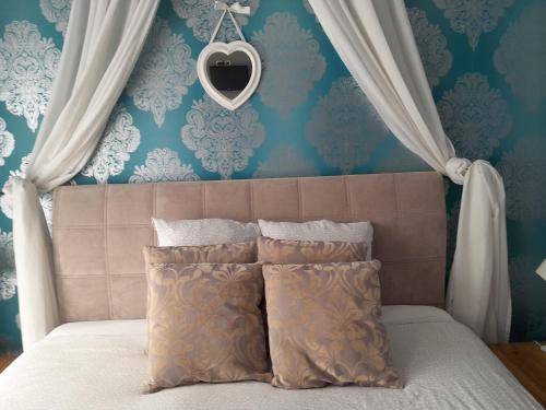 Cavells Bed and Breakfast