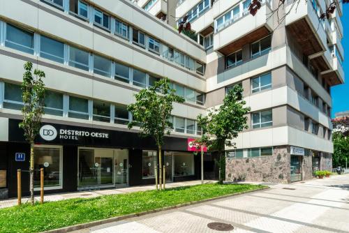 Hotel Distrito Oeste