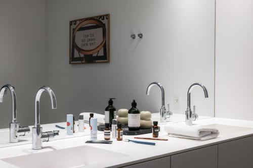 By The Pier Apartments