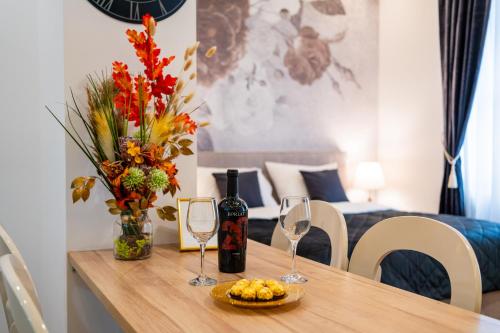 Aurelia Antik Apartments & Rooms