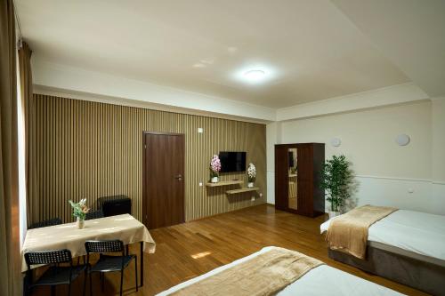 Therme Airport Resort