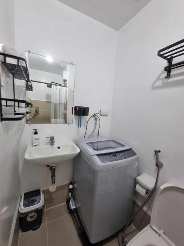 Suite 1528