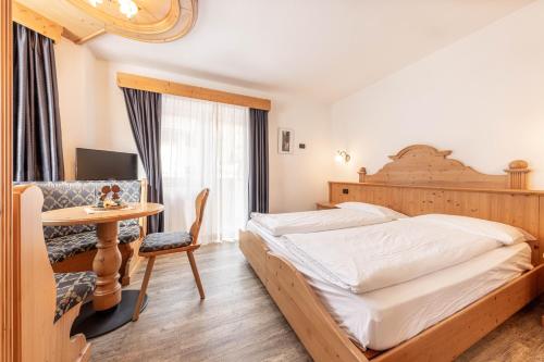 Hotel Siror