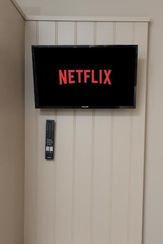 Aaron House Bed and Breakfast