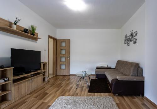 Six Corners - Bright Corner