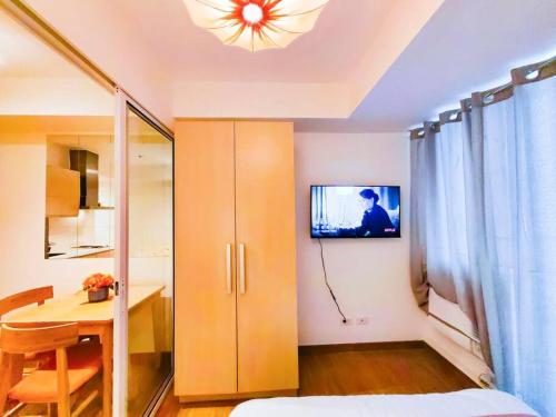 1BR Condotel at Azure Urban Resort Near Airport #AZ02