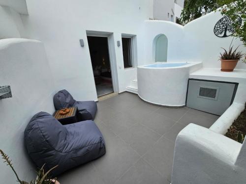 The Muse Of Santorini - Jacuzzi Suites