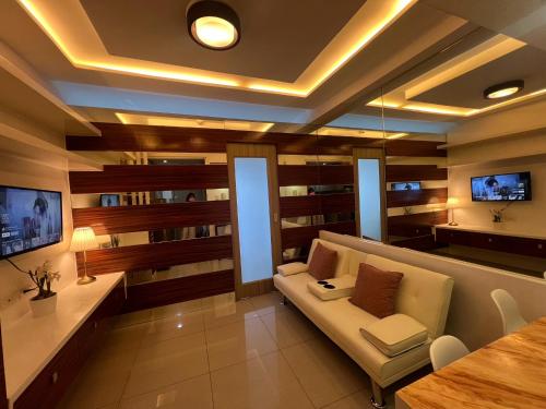 1br Shore Residences Staycation at Royels Place