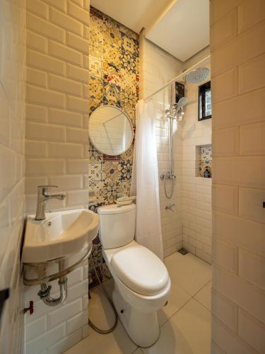 Redenza Suites