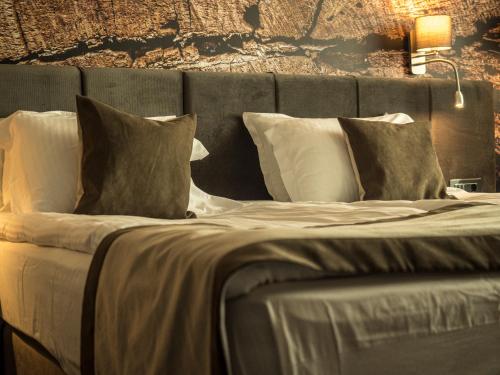 The Five Elements Hotel