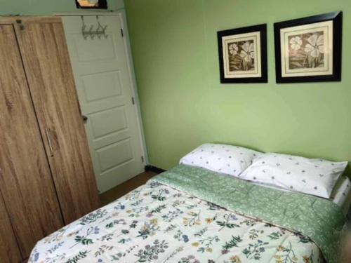 Urban Oasis 1 BR Condo at Visayas Avenue, Quezon City!!