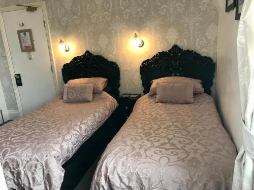 Glendale Guest House