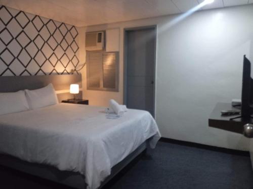 ACME Inn Subic