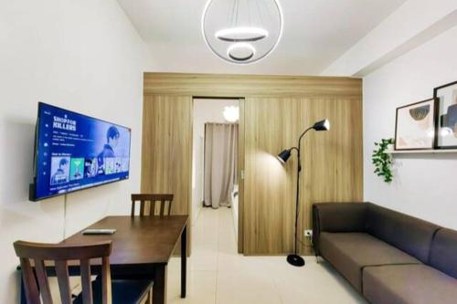 1BR Condotel with Balcony at FAME Residences #FM17