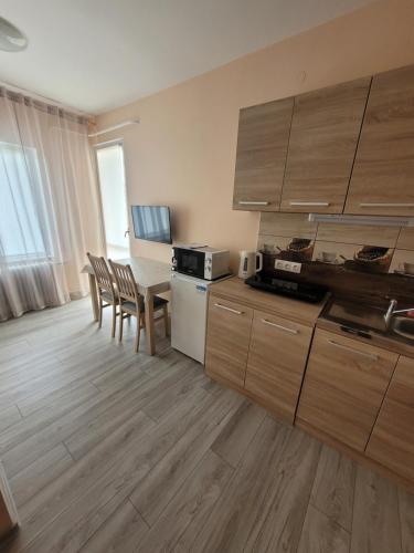 AZTA central Apartments