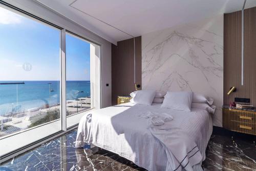 Blue Marina Suites - Boutique Apartments