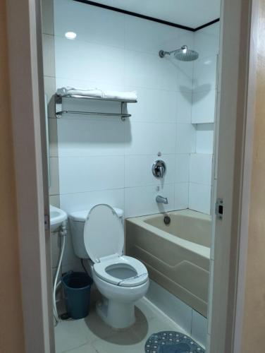 Hotel Sogo Roxas Blvd