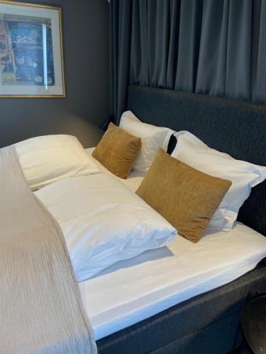 Charming Guesthouse near city center - parking available