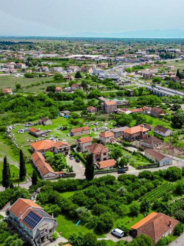 Apartments Aerodrom