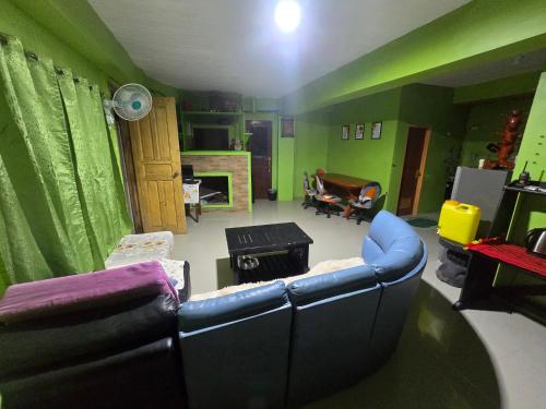 ZevZev Transient House