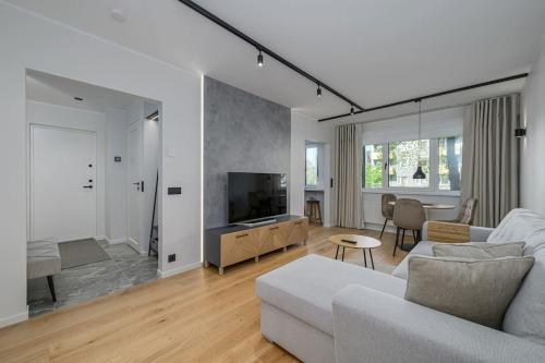 New apartment near the airport, city center in Sikupilli