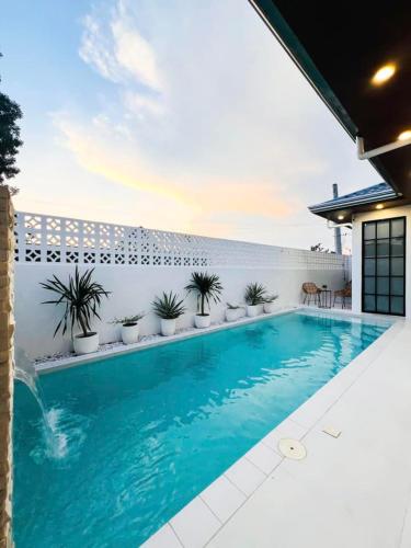 Sunset Bali Luxury Villa