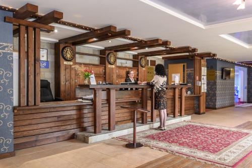 Grand Royale Apartment Complex & Spa