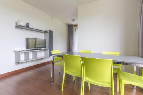 Komodo Apartments